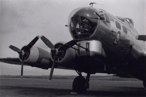 Historic photo of National Warplane Museum aircraft 'B-17' by Jeff Hancock