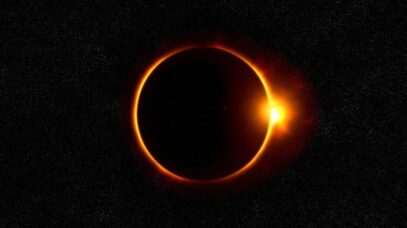 solar-eclipse-1482921_1280-3732260730
